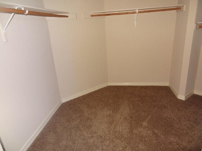 Building Photo - 14451 Coyote Trail Dr