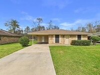 Building Photo - NEW ON MARKET  BREAUX BRIDGE!