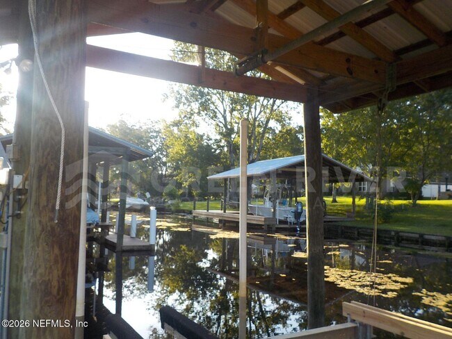 Building Photo - 1761 Oak Grove Dr S