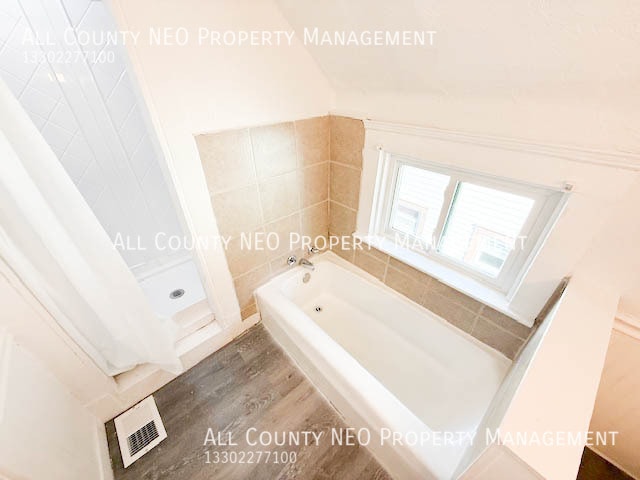 Building Photo - 4007 Behrwald Ave