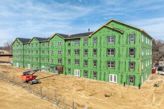Building Photo - Alley Landing