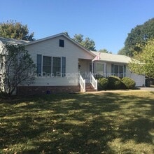 Building Photo - 11720 Eisenhower Ln