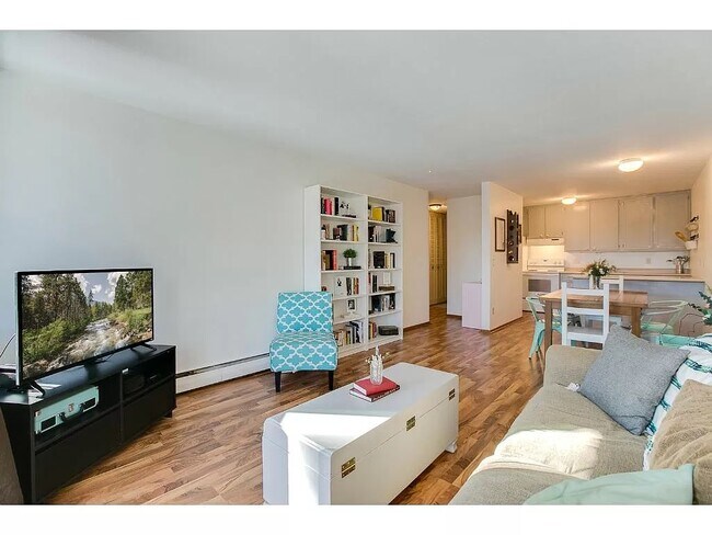 Primary Photo - 4010 S 15th Ave