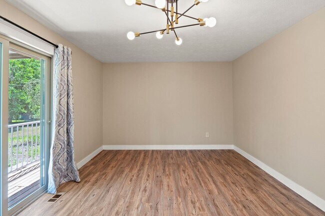 Building Photo - 4 Bed 3 Bath Home in Cul-de-sac with Massive 18X40 insulated shop