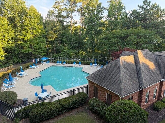 Building Photo - 12785 Doe Dr