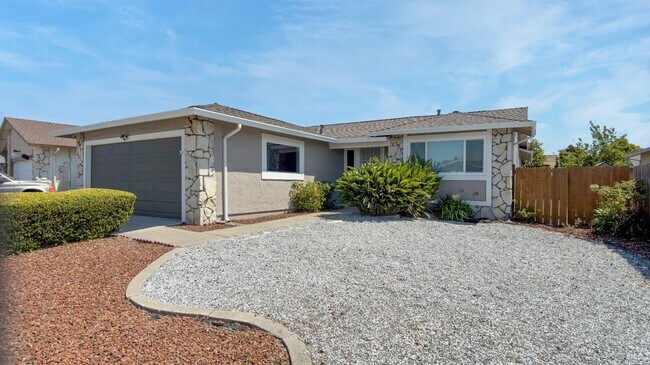 Building Photo - 340 Mokelumne Dr