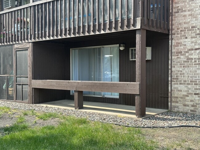 Building Photo - 4207 Lakeside Ave N