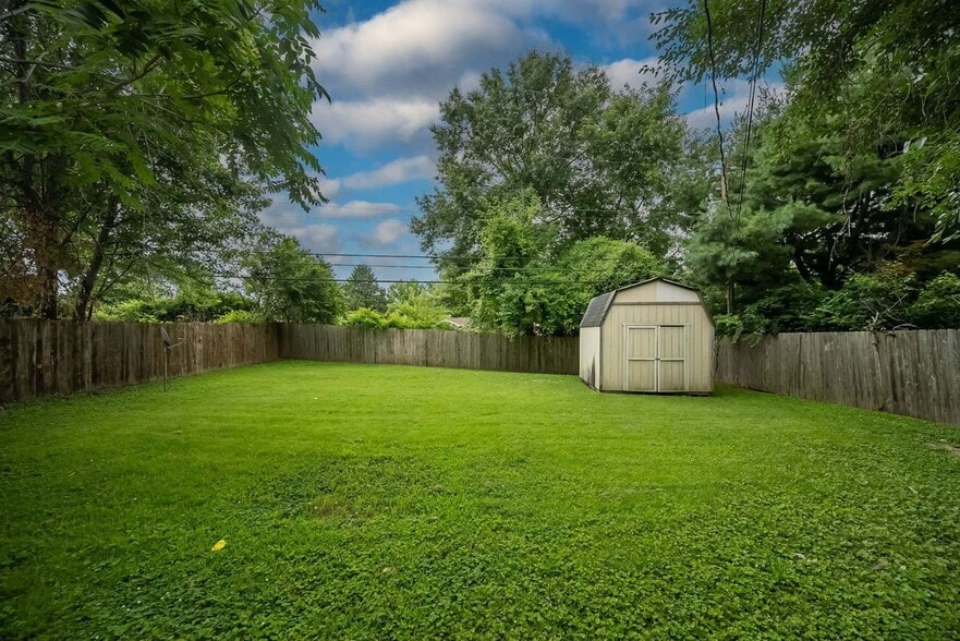 Building Photo - 2568 Bonniebrook Dr