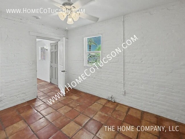 Building Photo - 542 E Speedway Blvd