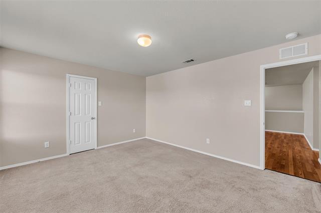 Building Photo - 6028 Fantail Dr