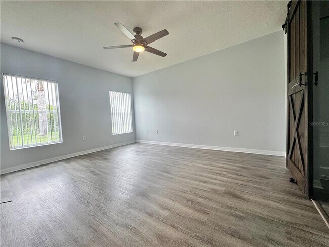 Building Photo - 3169 Queen Alexandria Dr