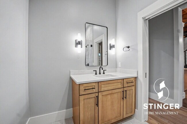 Building Photo - 1 Market-2