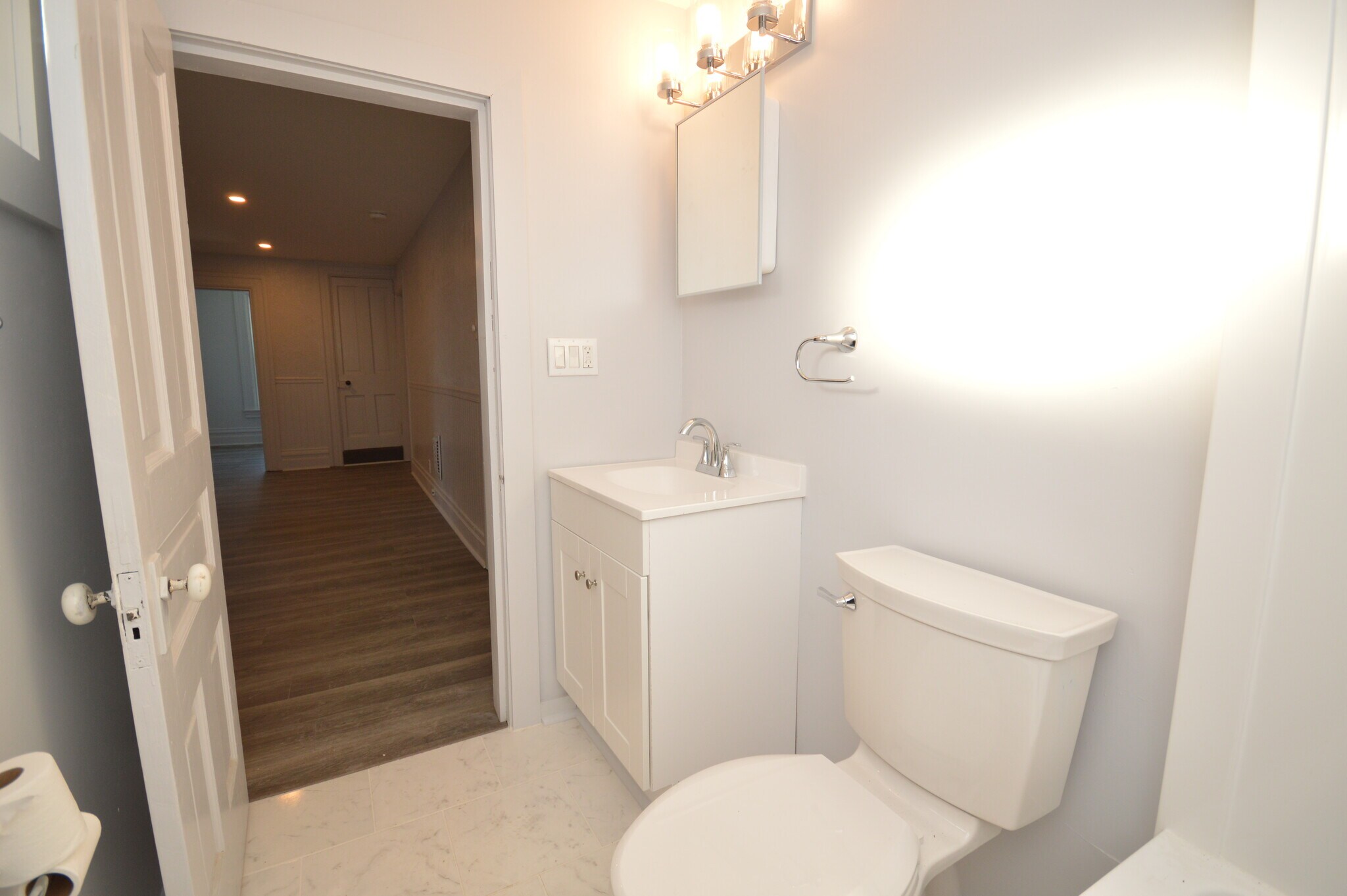 Building Photo - 113 Meade Ave