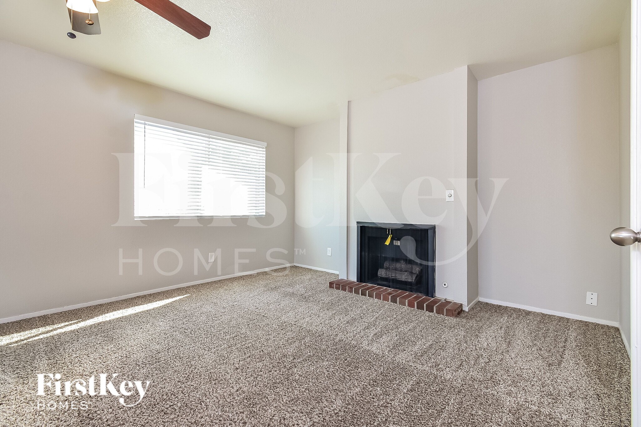 Building Photo - 3909 Almondwood Dr