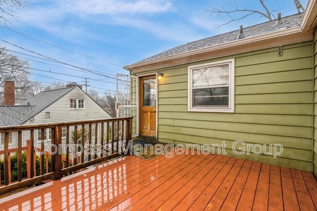 Building Photo - 611 W Glenwood Ave NE
