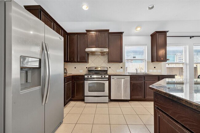 Building Photo - 15918 Keystone Ridge Ln