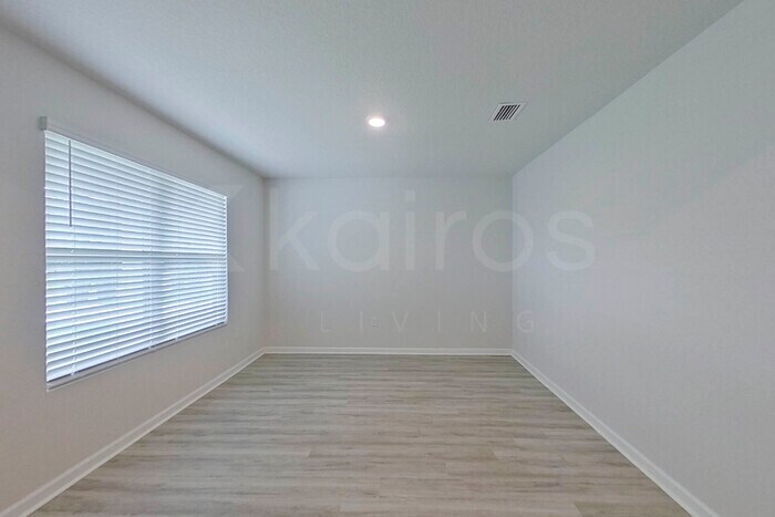 Building Photo - 412 Monarch Ln