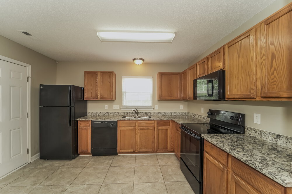 Building Photo - 203 Kingville Dr