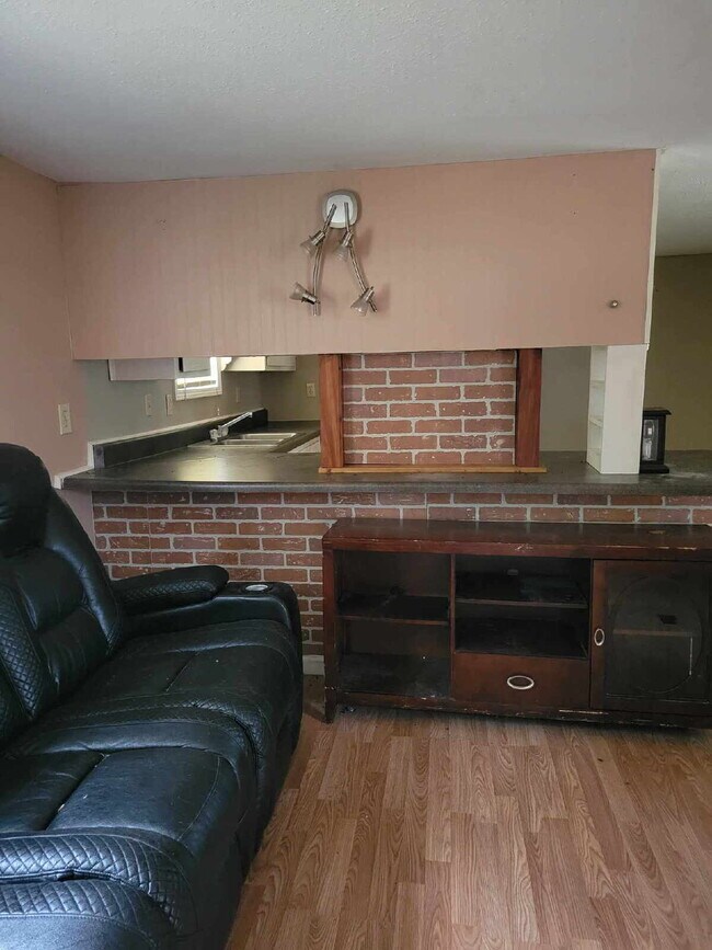 Building Photo - 2/1 Mobile home for rent in Leakesville!