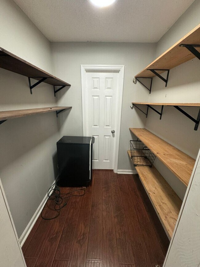 Building Photo - Wonderful Bogart Home in Pleasant Pines!