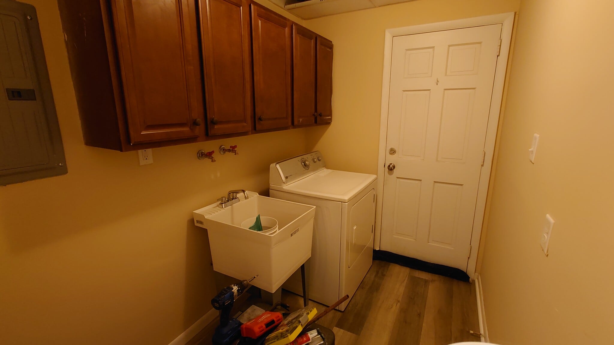 Building Photo - 18 S Forklanding Rd