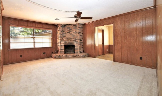 Building Photo - 10615 Windriver Dr