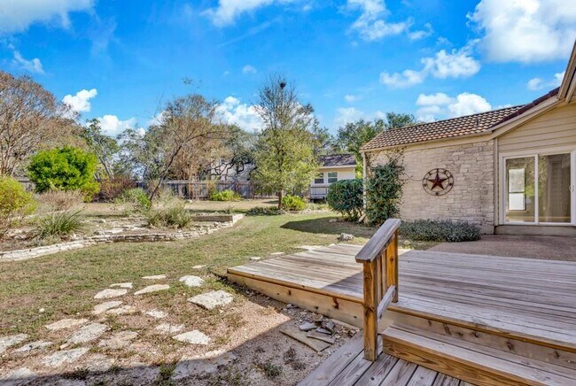 Building Photo - 4604 Palisade Dr