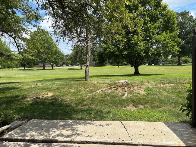 Building Photo - 665 Ironwood Dr