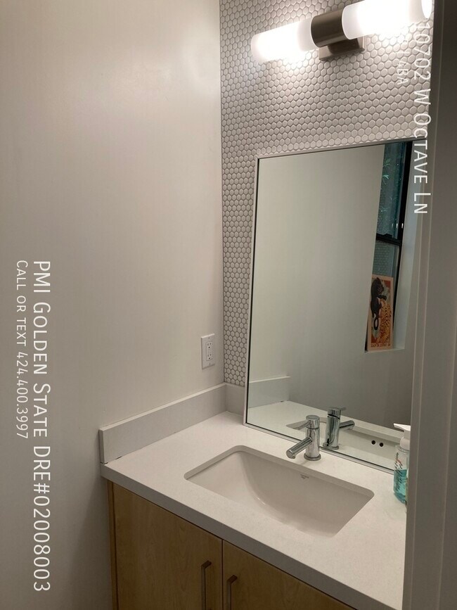 Building Photo - 10702 Octave Ln