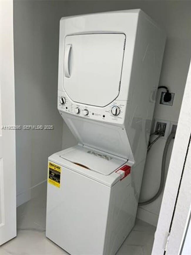 Building Photo - 11982 SW 213th St