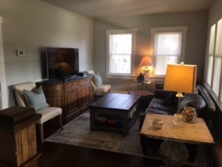 Building Photo - 137 Mountain Ave