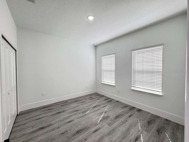 Building Photo - 3741 W Forest Dr