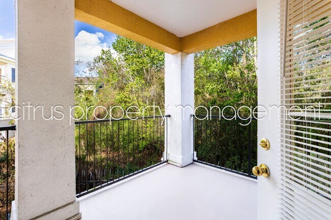 Building Photo - 2/2 Condo in Mosaic at Millenia