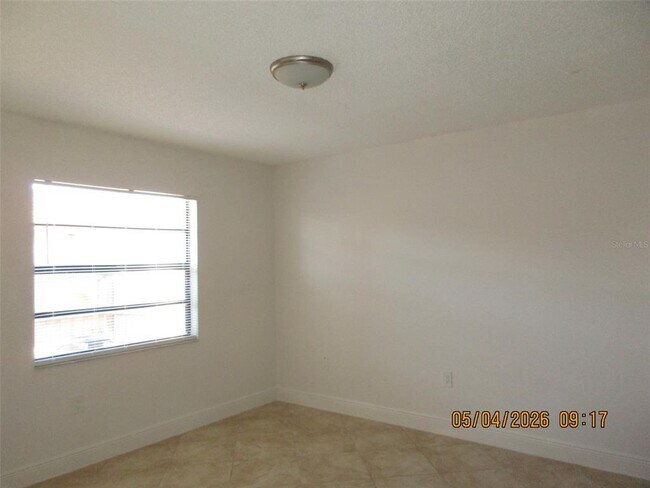Building Photo - 2112 Bahamas Ct
