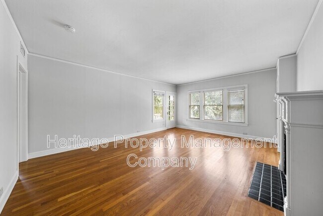Building Photo - 109 E Norwood Ct