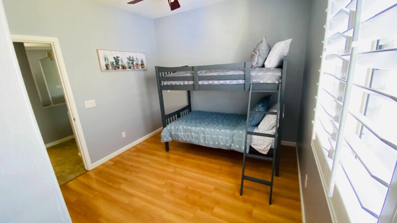 Building Photo - 3485 E Turnberry Dr