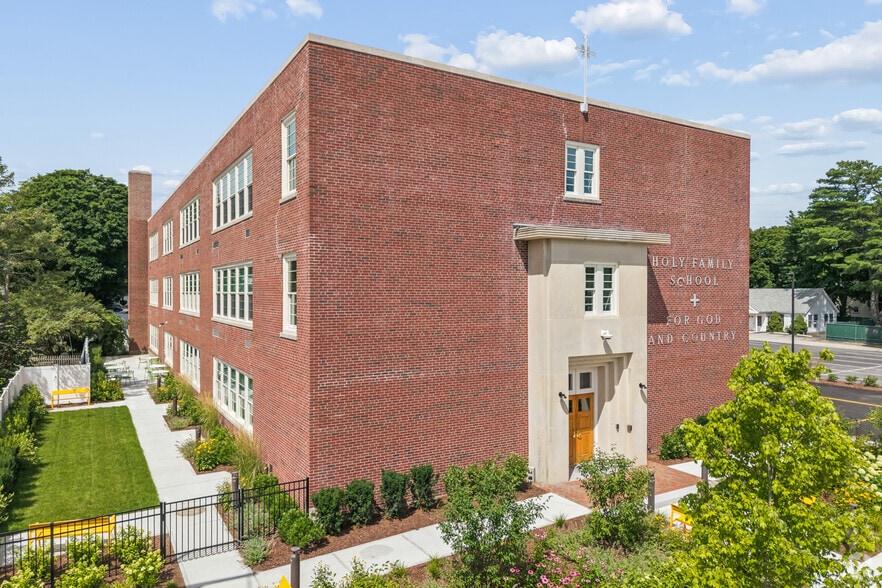 Building Photo - School House Apartments