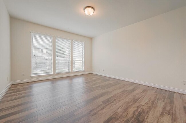 Building Photo - 17603 Yorkhill Ct