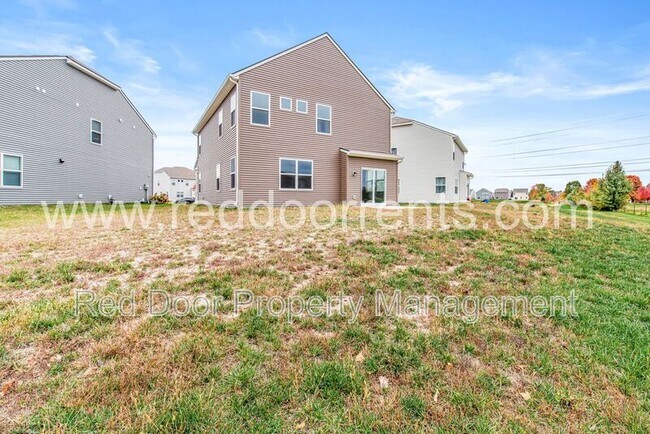 Building Photo - 5218 Triple Crown Wy