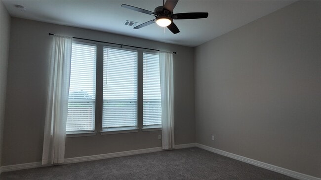 Building Photo - 360 Mallorn Ln