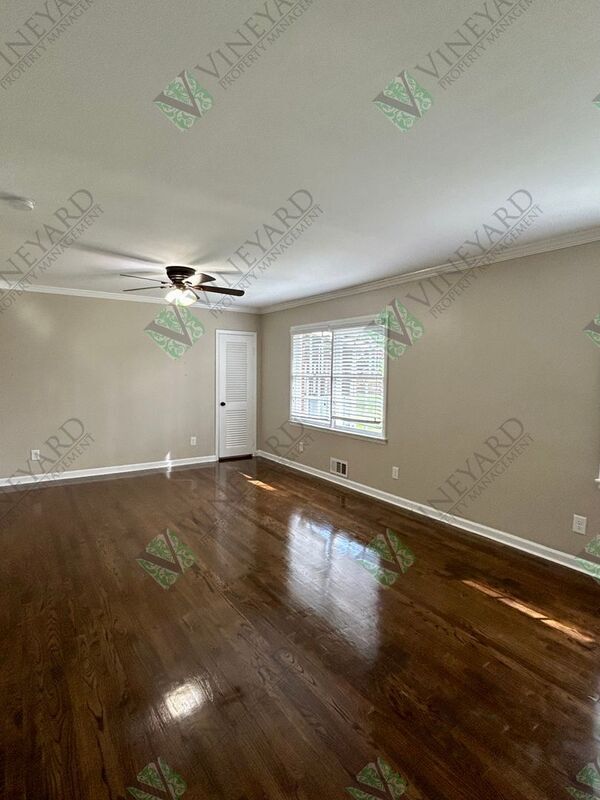 Building Photo - 1534 Collier Dr SE