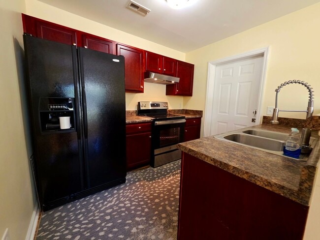 Building Photo - 4Br, 2Ba in Ashbury Park!