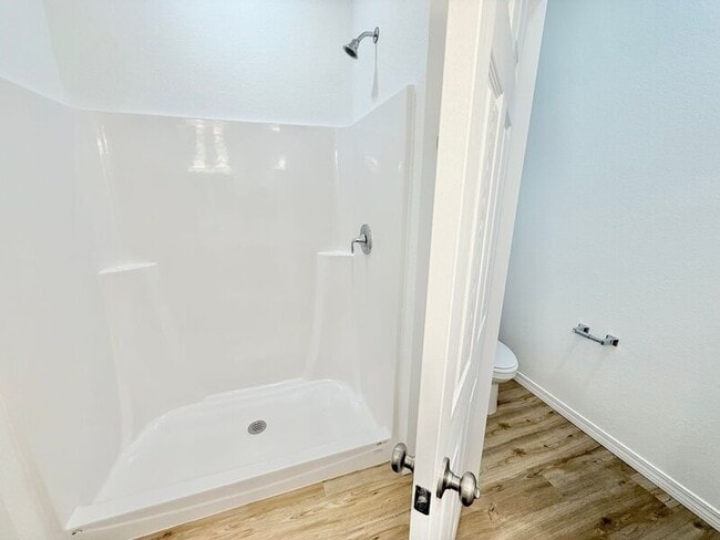 Building Photo - 3353 Country Ln