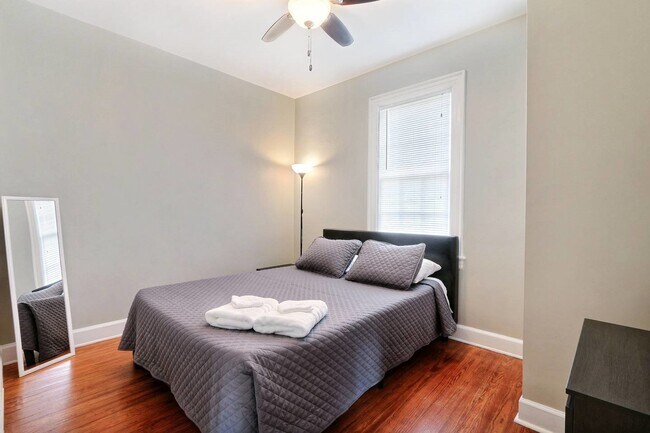 Building Photo - 3BR + Loft/1BA Ardsley Park House For Rent