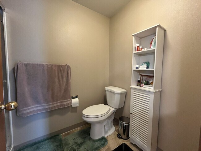 Building Photo - Light-Filled Three Bedroom Home with Private Bonus Space and Outdoor Living