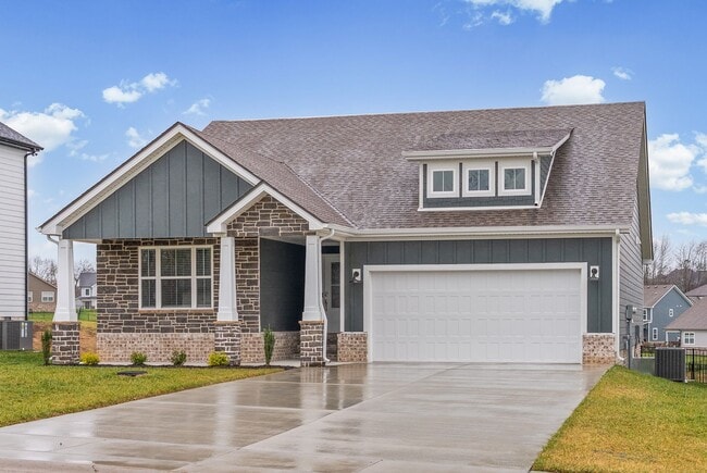 Building Photo - Spacious 3 Bedroom 2 Full Bath Home For Rent Near Dunbar Cave Road!