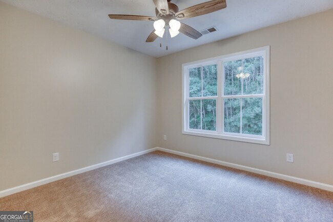 Building Photo - 4085 Fawn Valley Dr