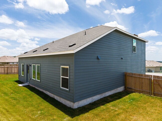 Building Photo - 216 Ayla Marie Cove