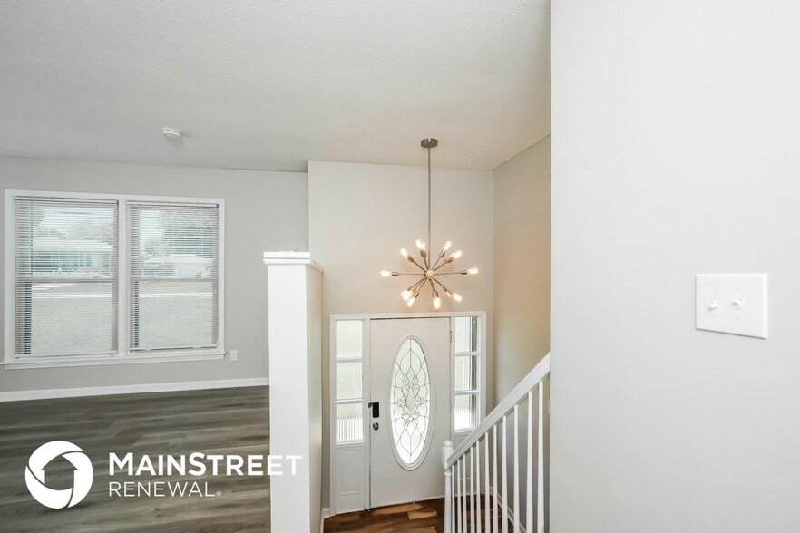 Building Photo - 8603 Honor Ave