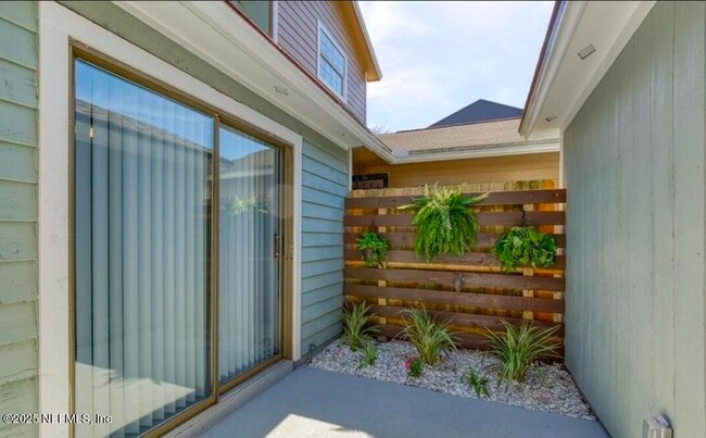 Building Photo - 10959 Peppermill Ln